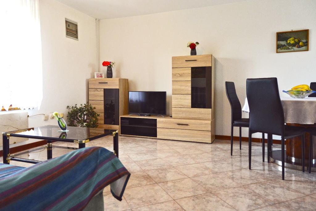 Apartment Milena Umag Luaran gambar